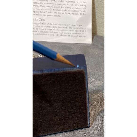 Polar Bear with Cubs Pewter Figure with Marble Base Henry Wilson - Picture 8 of 9